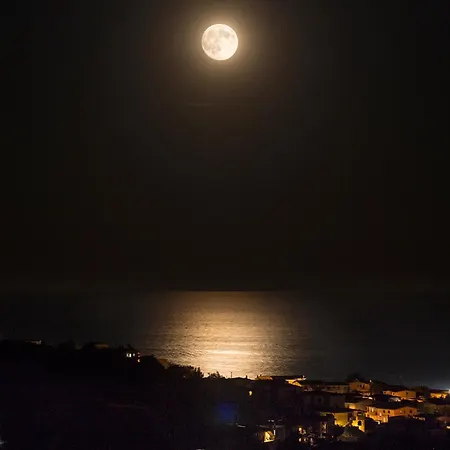 Panoramico Vista Mare E Montagna * 산타마리아나바레제